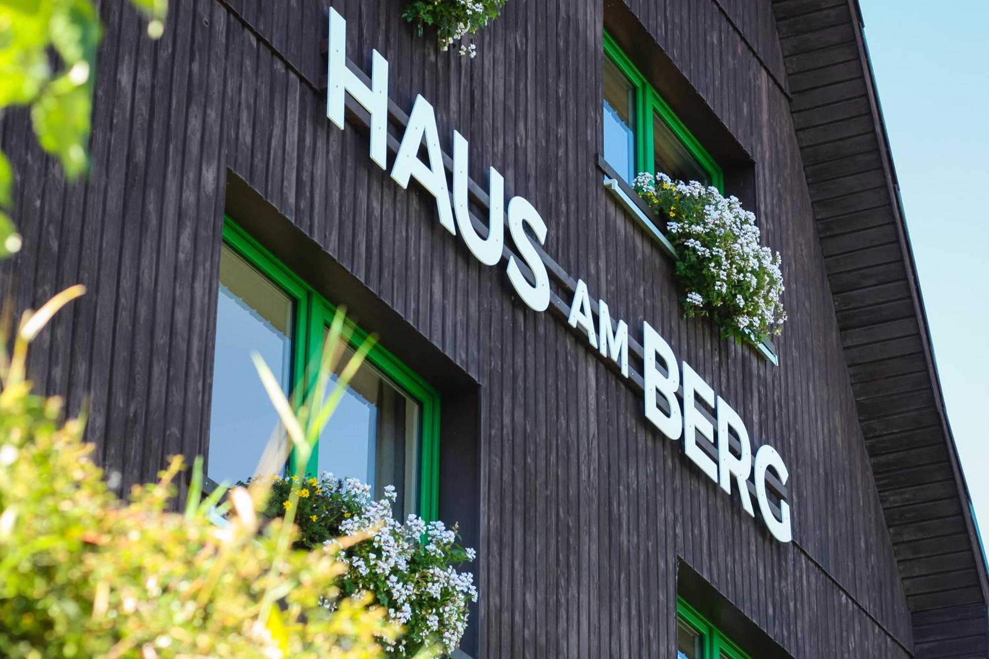Haus Am Berg - Pension Direkt Am Skihang Oberwiesenthal Exterior foto